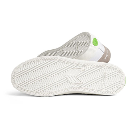 Cariuma Salvas Premium Leather White Rose