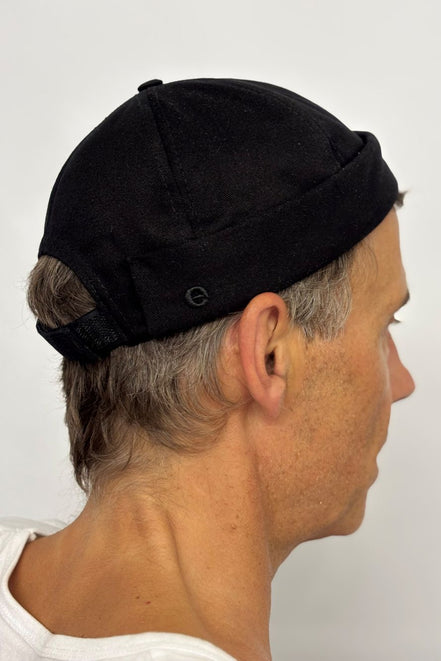 Classic dockercap black cotton Eisdieler