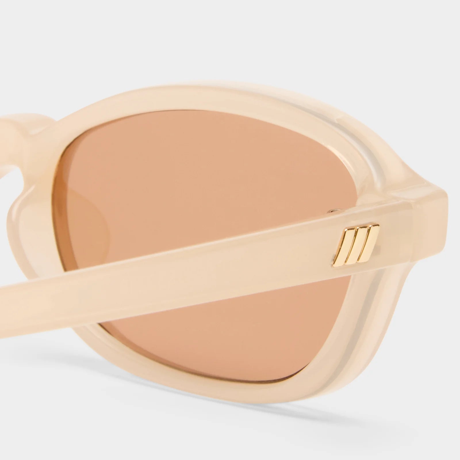 Lespecs 