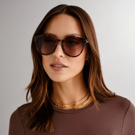 Le Specs Paramount | Milky Tort