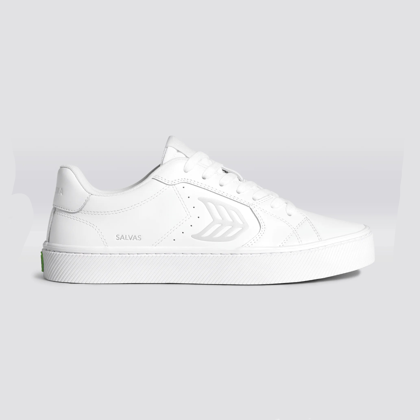 Cariuma Salvas White Leather