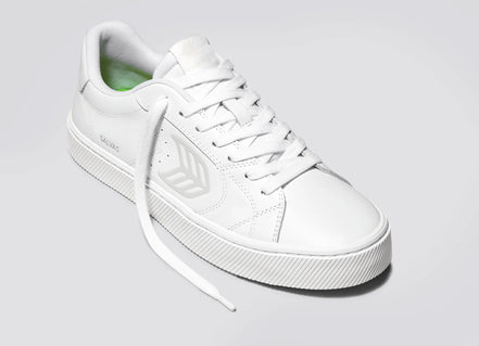 Cariuma Salvas White Leather