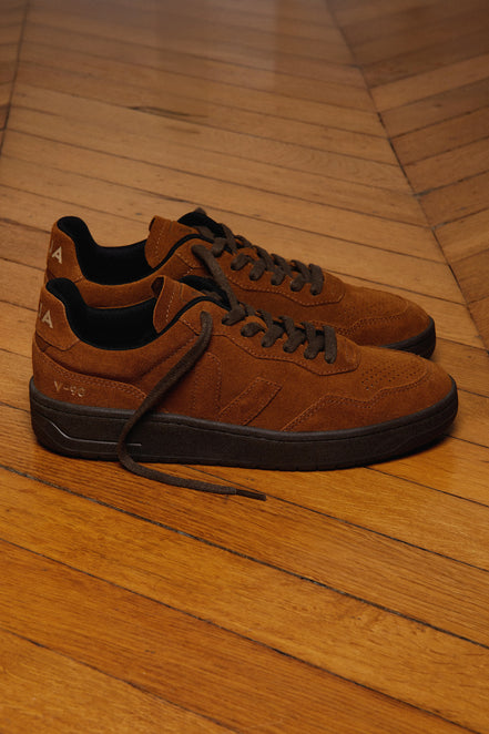 Veja "V-90 Suede" Cognac Eagle