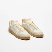 Veja V-82 Leather pure calcaire fury