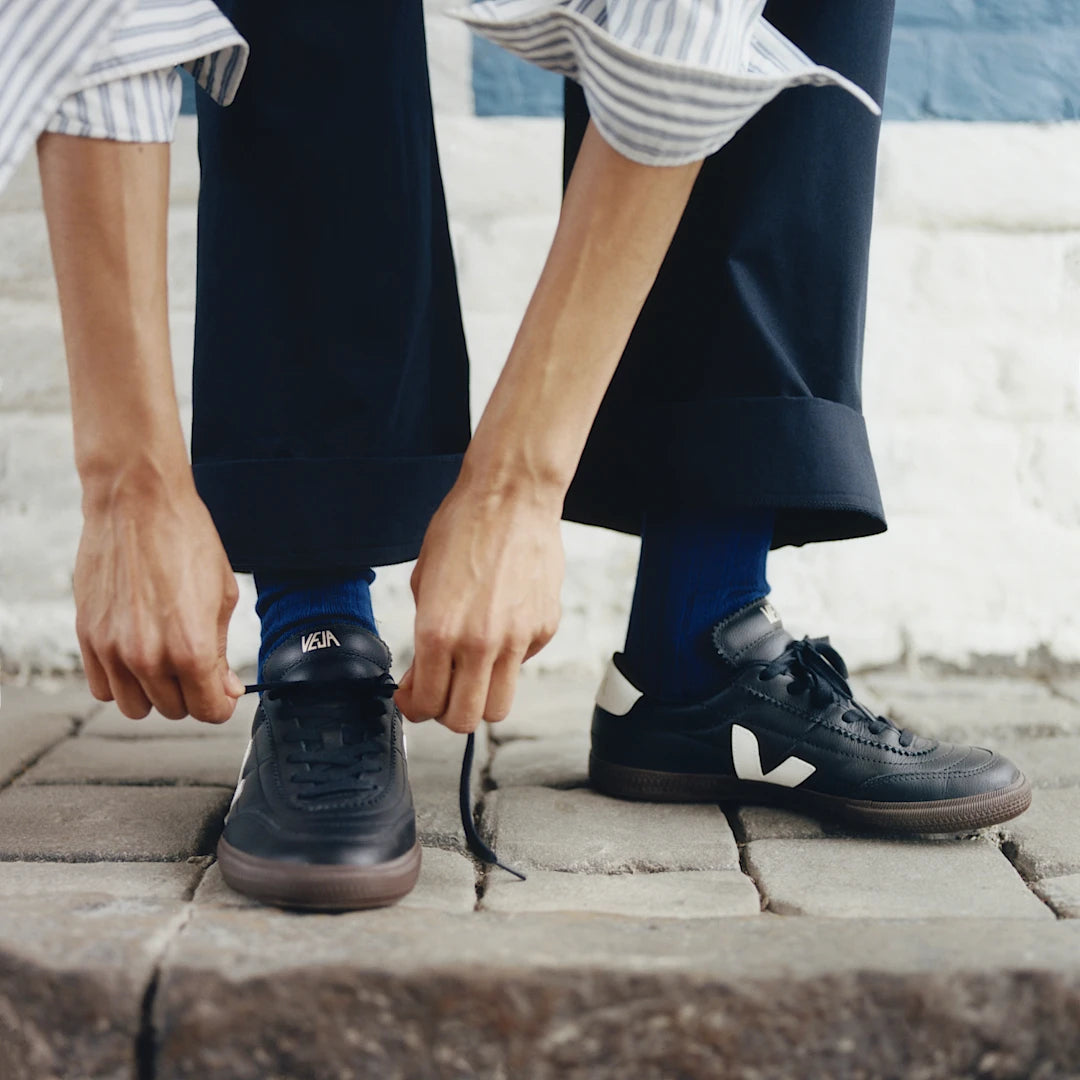 Veja "Panenka" black white