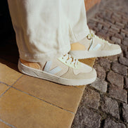 Veja V-10 Suede Sable Menthol Multico
