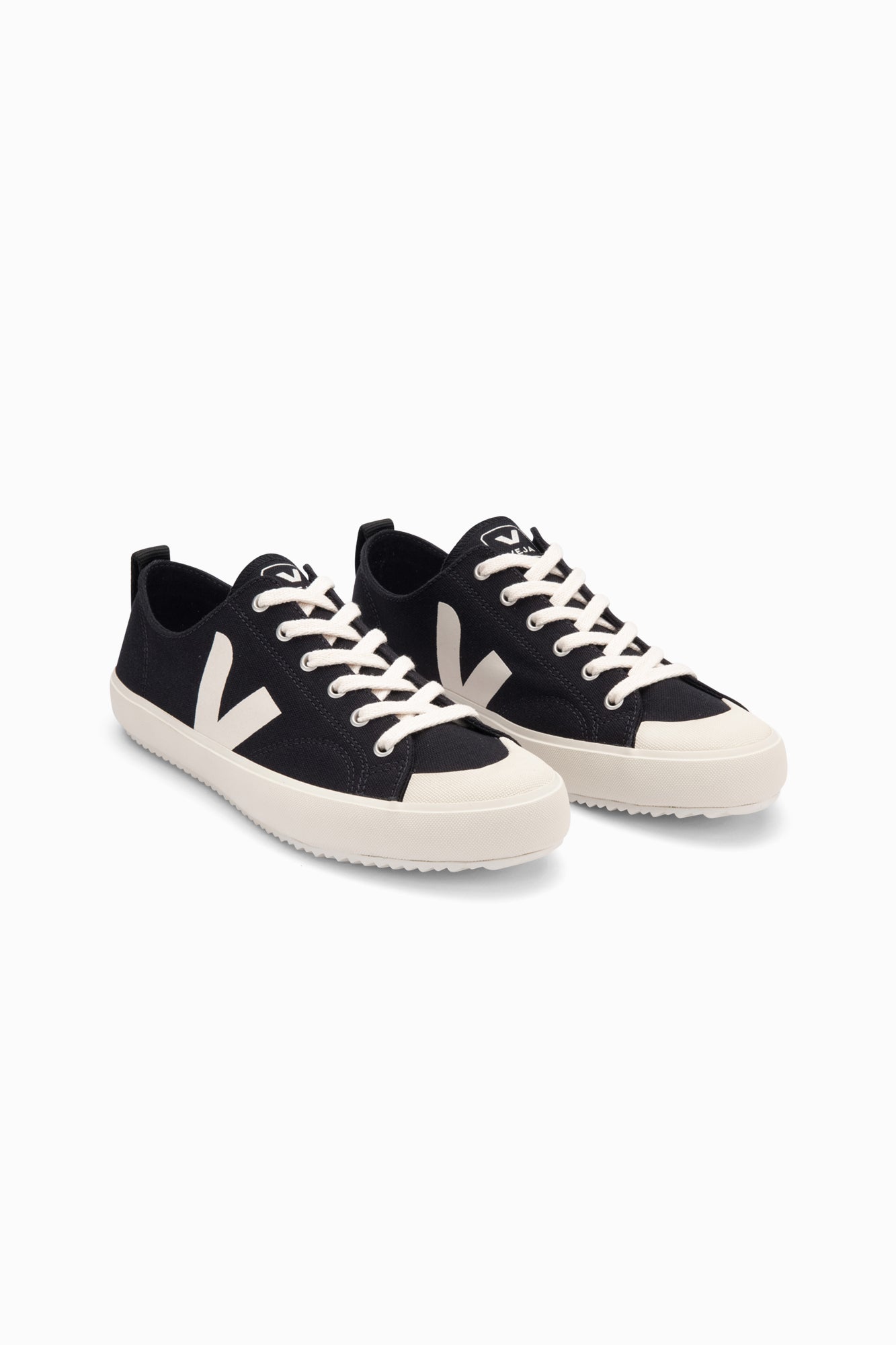 Veja Nova Black Pierre - vegan