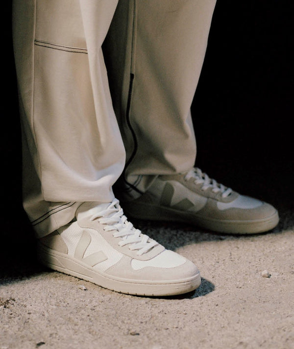 Veja V-10 B-Mesh White Natural Pierre