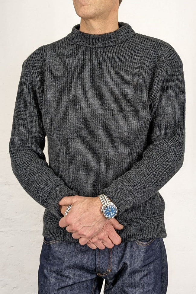 Director´s Cut Rundhals Woll-Pullover Anthrazit