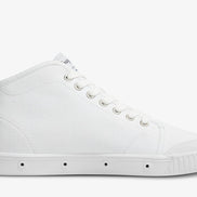 Spring Court B2 Canvas White