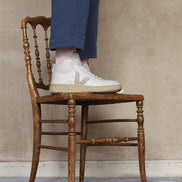 Veja V-15 Leather Extra-White Natural